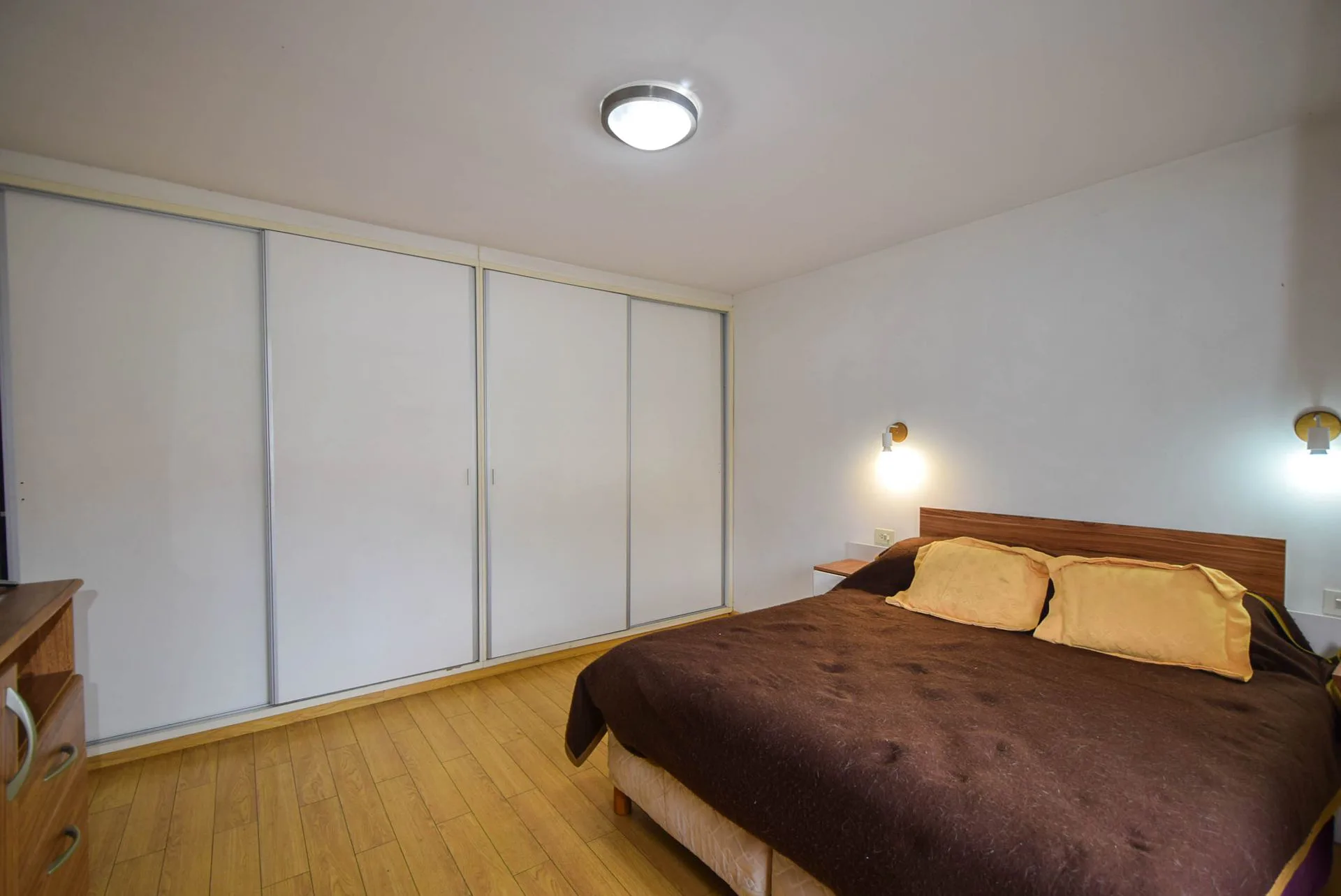 VENTA CASA PH INDEP 3 AMBIENTES CON PARQUE foto 4