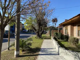 Casa - Lavallol sobre Cuyo al 198 foto 3