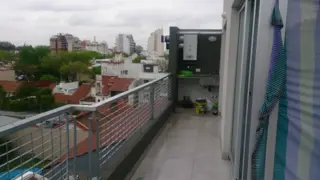 Monoambiente divisible con Balcon y Cochera foto 5