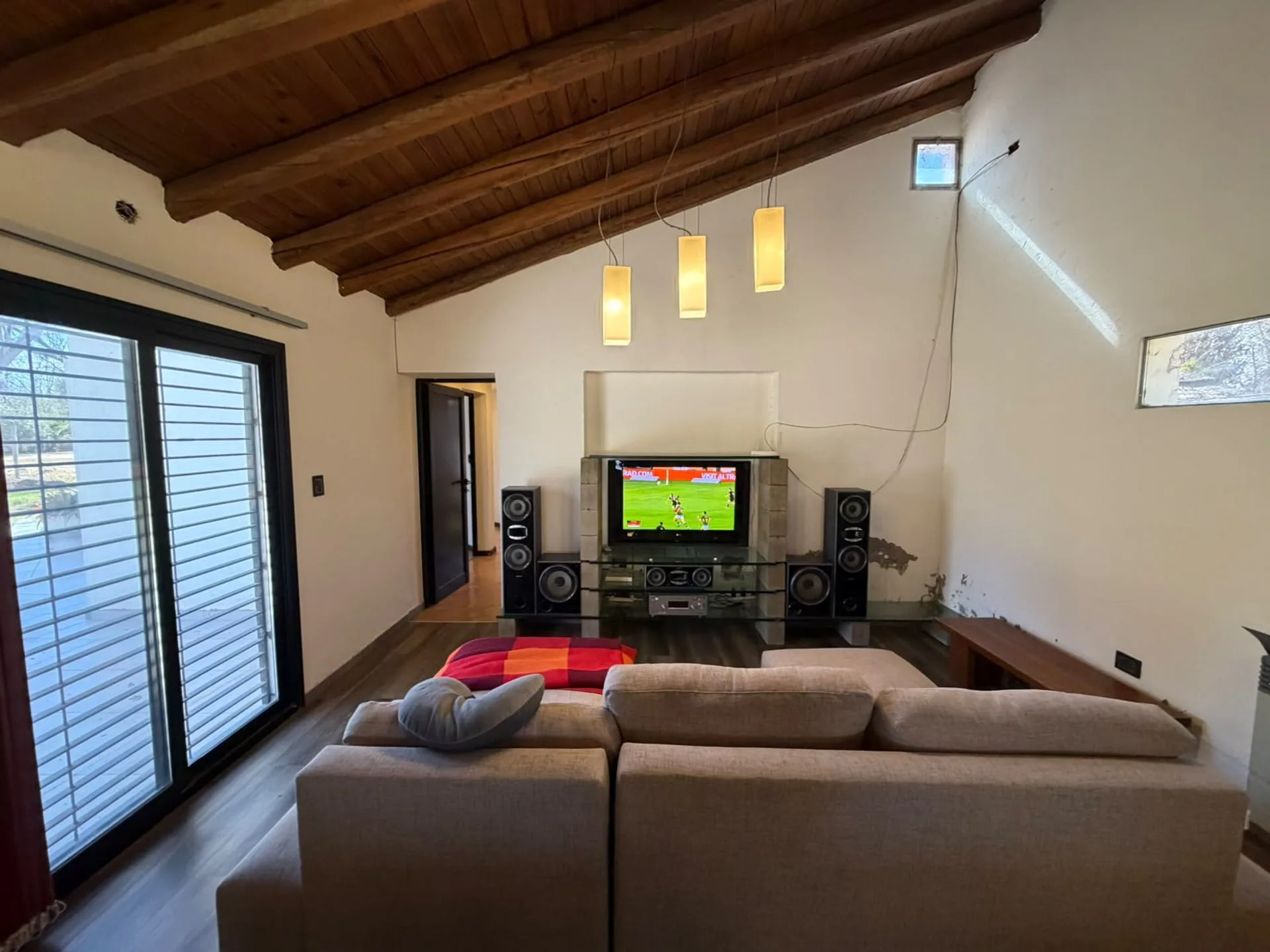CASA PREMIUM CON PISCINA Y QUINCHO PARA 100 PERS. foto 5