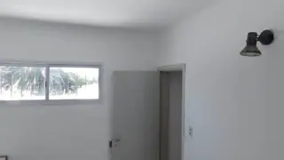 HERMOSA CASA CON 3 DORMITORIOS , A PASOS DEL CENTRO foto 3
