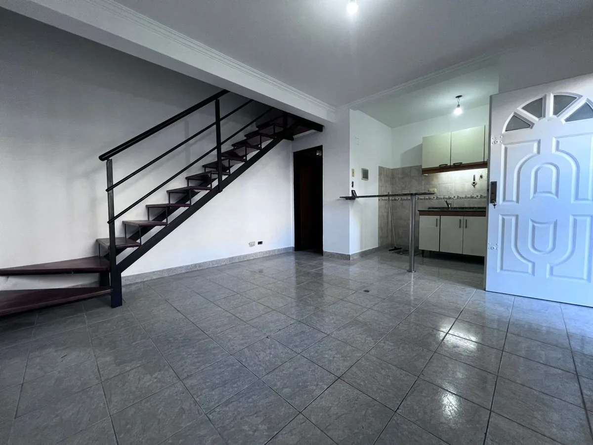 Excelente Dúplex en venta Lanús oeste foto 2