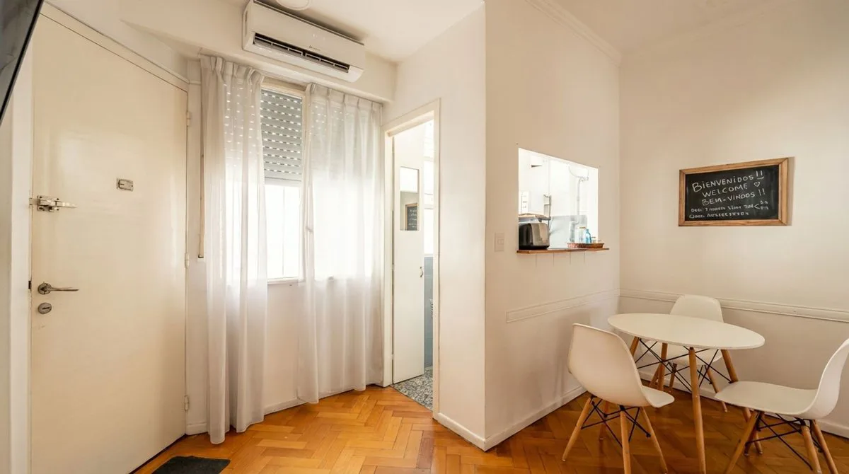 DEPARTAMENTO 2 AMBIENTES EN VENTA  APTO CRÉDITO! foto 3