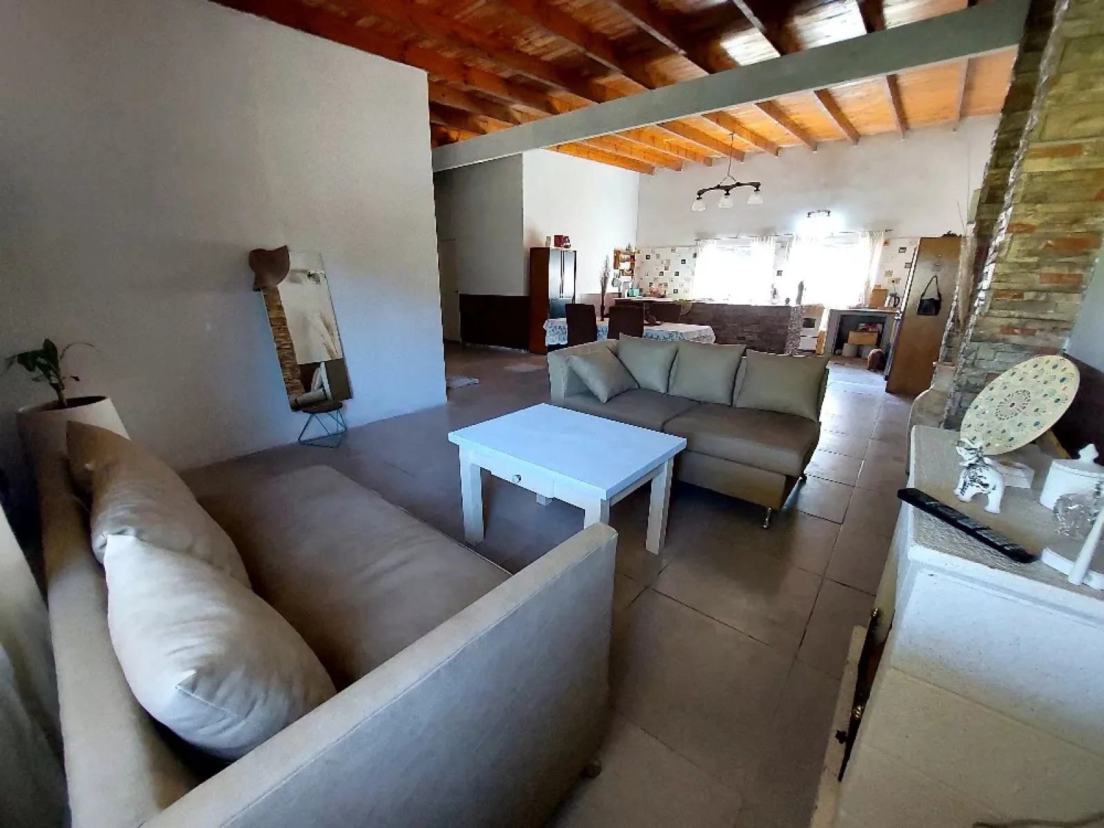Casa en venta ezeiza, lote 3200m2 foto 2