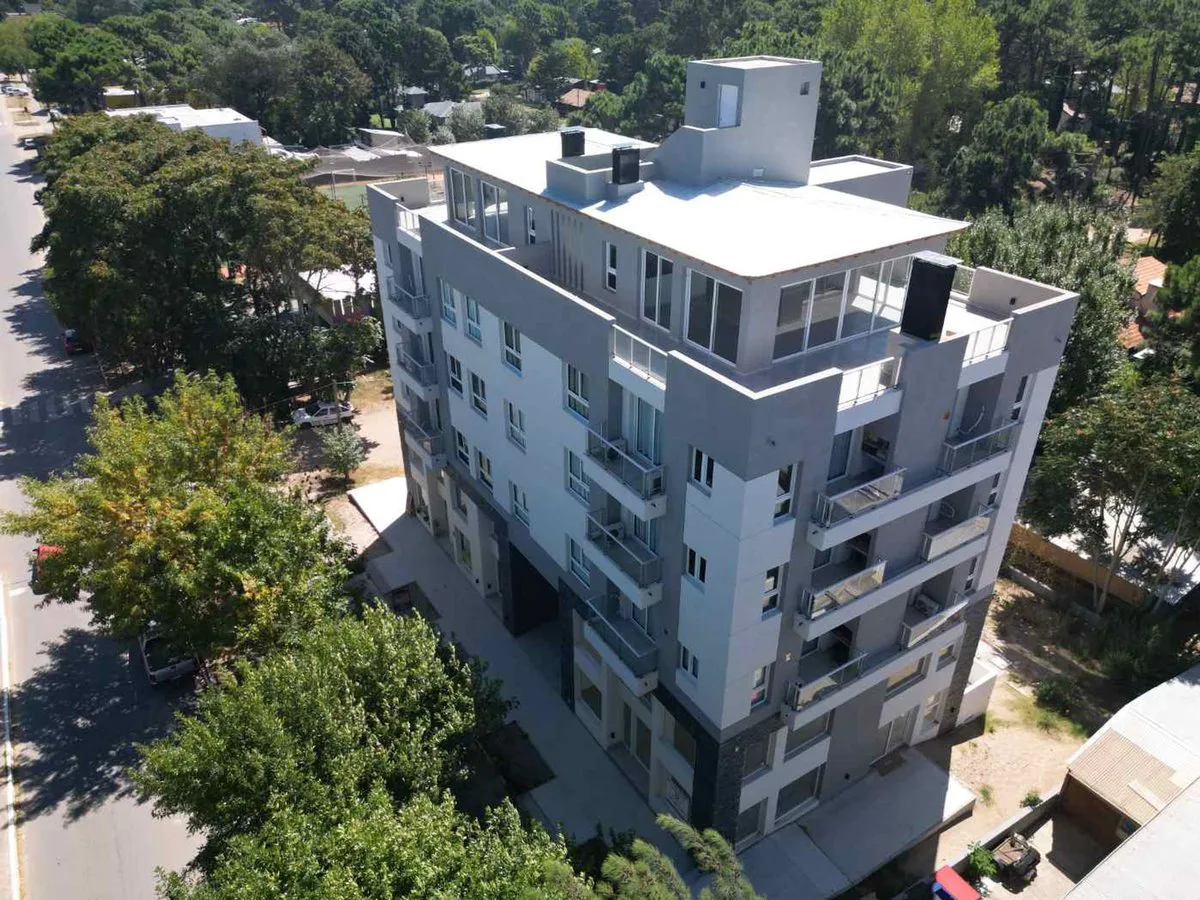 Venta departamento 3 ambientes Valeria del Mar foto 2