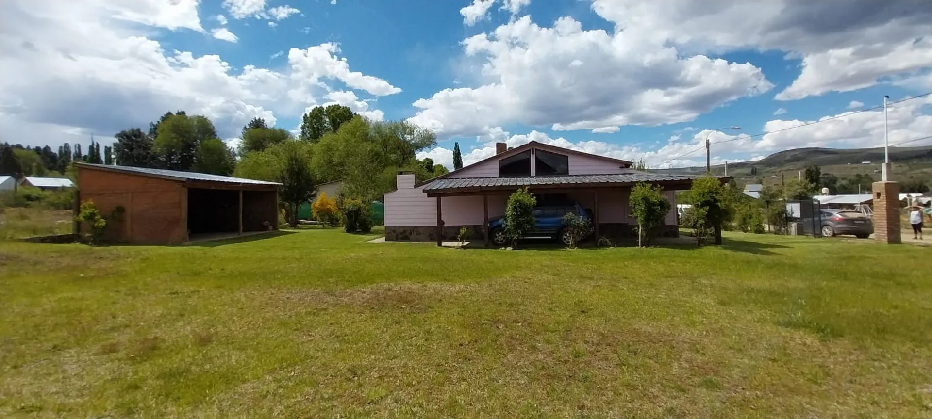 RE/MAX VENDE CASA 3 DORMITORIOS 2BAÑOS,QUINCHO. foto 3