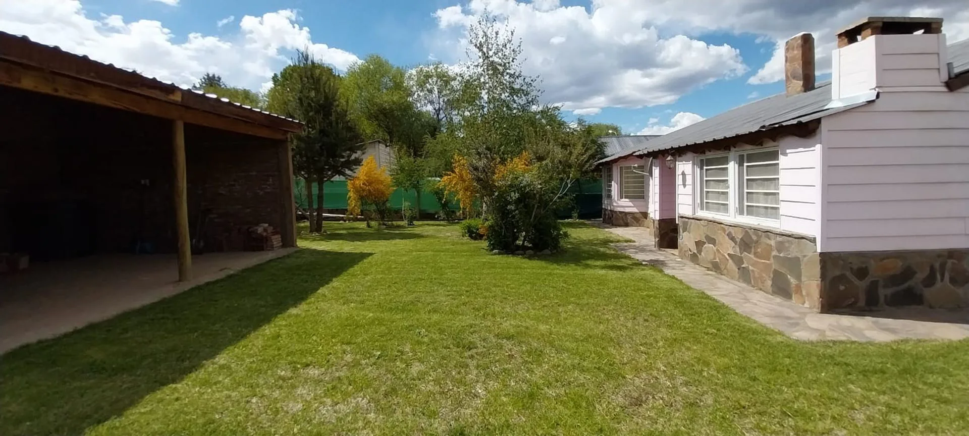 RE/MAX VENDE CASA 3 DORMITORIOS 2BAÑOS,QUINCHO. foto 4