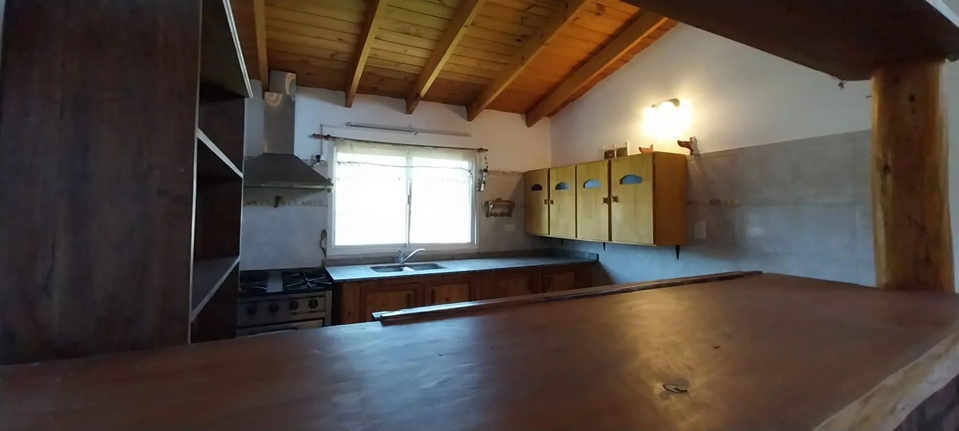 RE/MAX VENDE CASA 3 DORMITORIOS 2BAÑOS,QUINCHO. foto 5