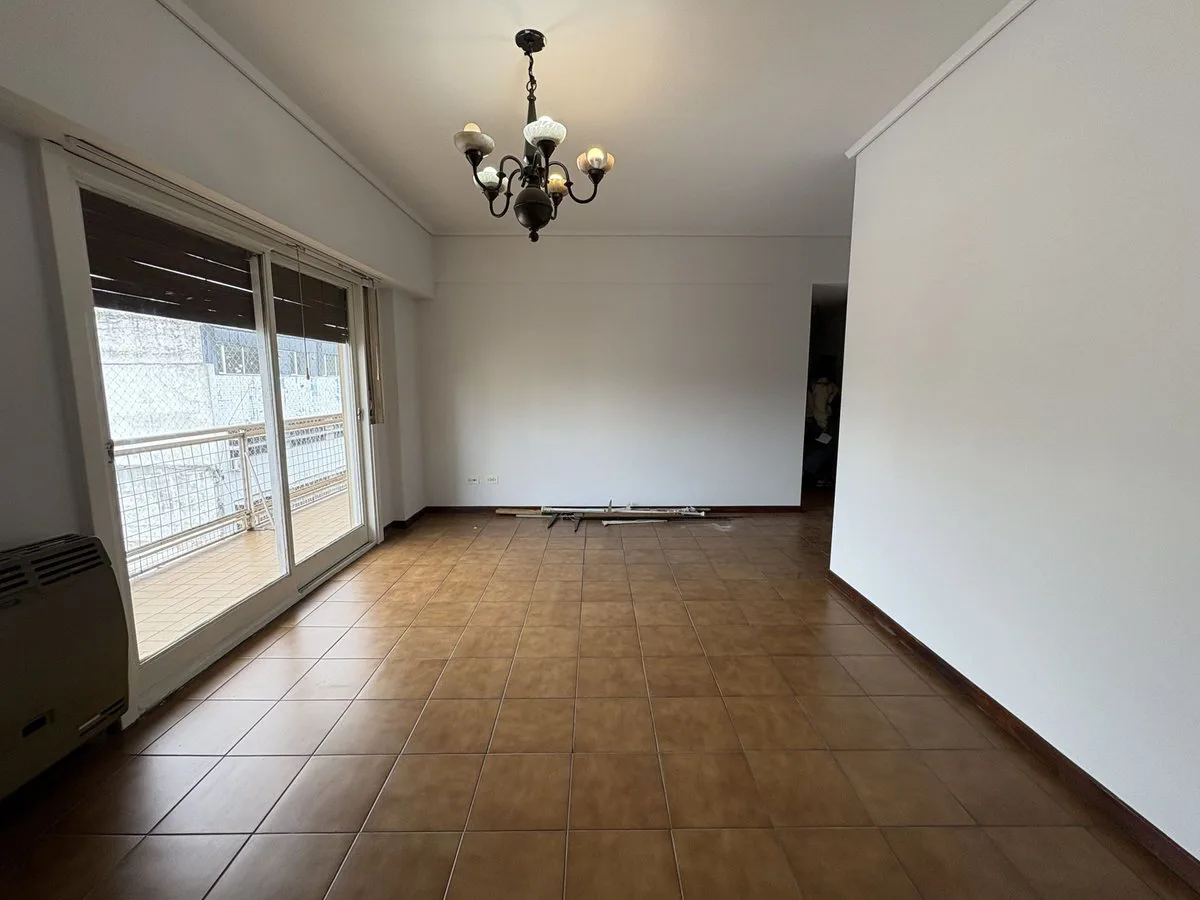 Venta Departamento 3 Ambientes en Flores Norte foto 2