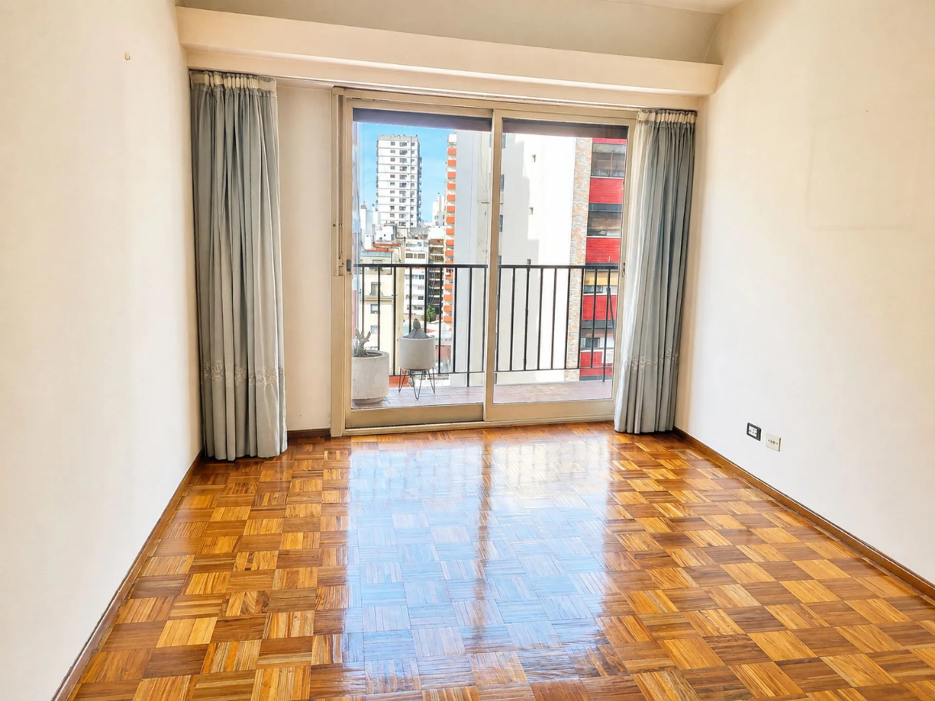 VENTA DEPTO 4 AMB DEP LAVADERO BALCON CABALLITO