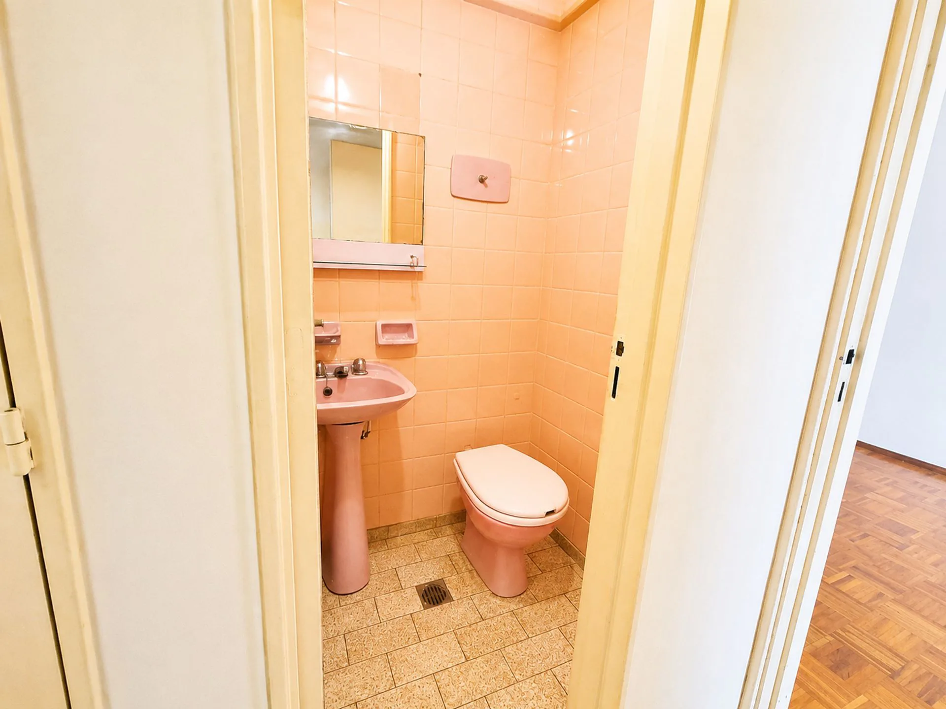 VENTA DEPTO 4 AMB DEP LAVADERO BALCON CABALLITO foto 3