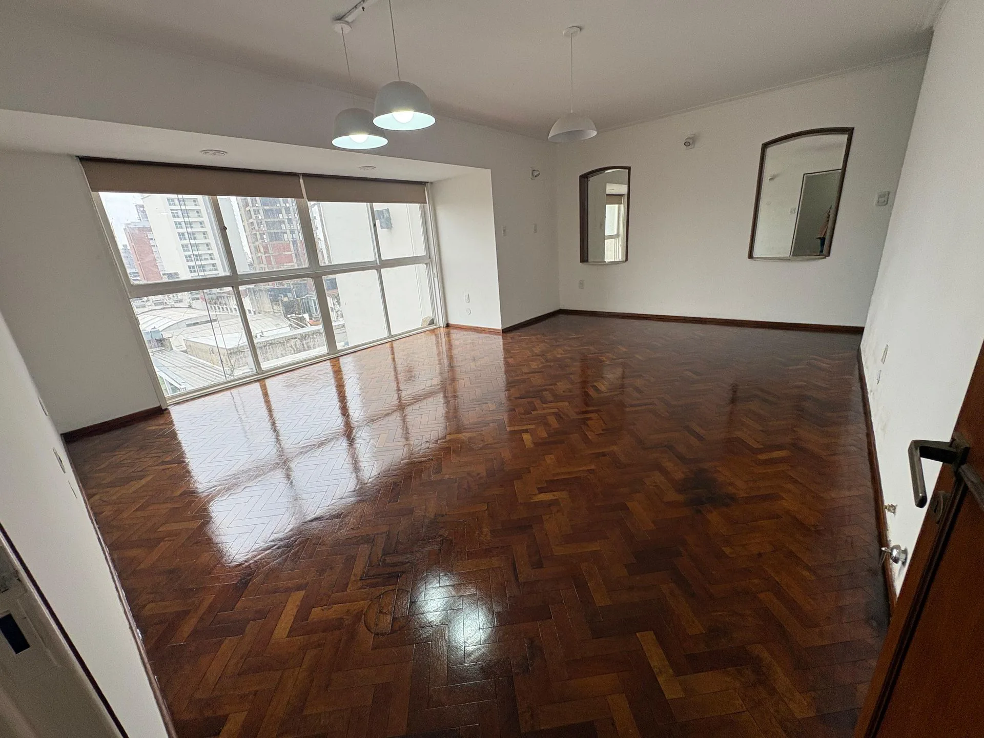 VENTA DPTO 2 DORM EDIFICIO PARQUE, CENTRO
