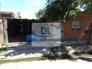 CASA Y PH SOBRE LOTE PROPIO ZONA INDUSTRIAL foto 3