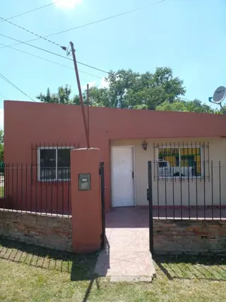VENTA DE CASA EN BRANDSEN foto 1