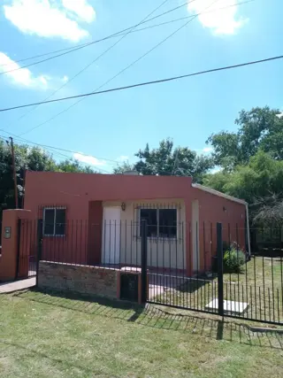 VENTA DE CASA EN BRANDSEN foto 2