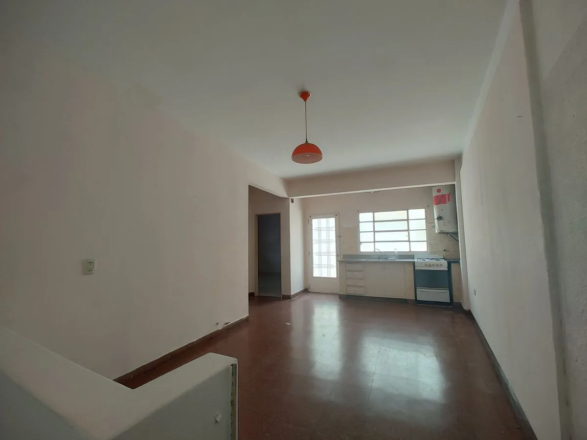 VENTA DEPARTAMENTO PH 3 AMB.  MORON, APTO CREDITO! foto 2