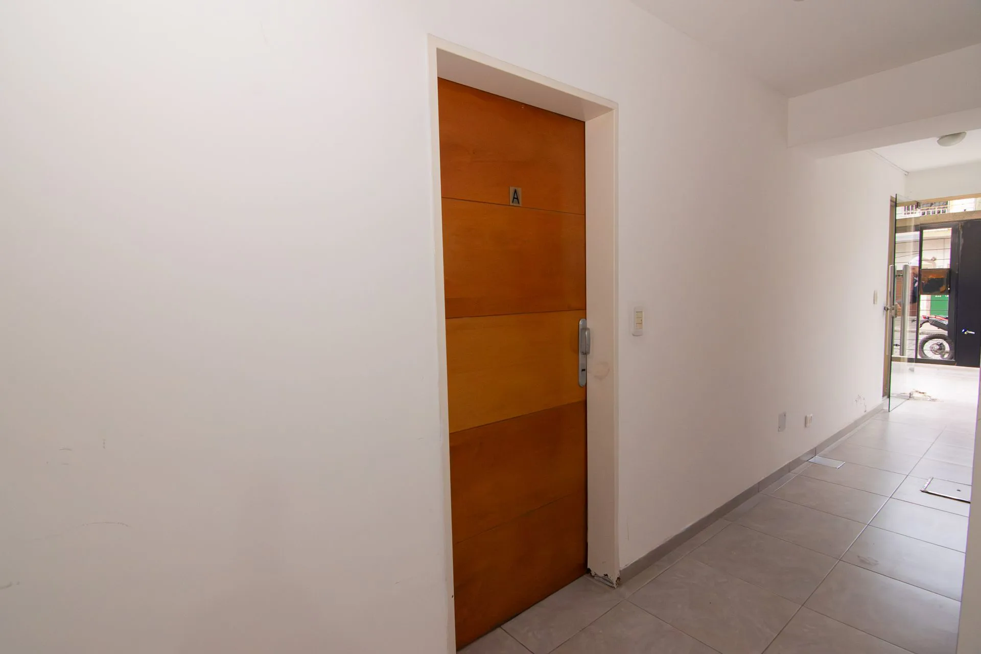 VENTA DEPARTAMENTO 2 AMBIENTES MORON foto 4