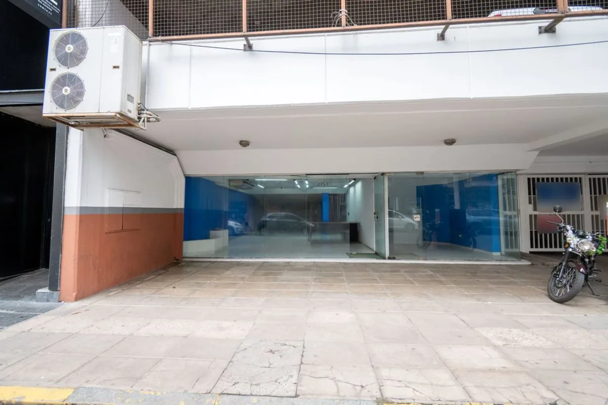 Venta Local Comercial céntrico foto 2