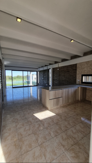 Casa en venta 2 dormitorios, Loma Linda. foto 5