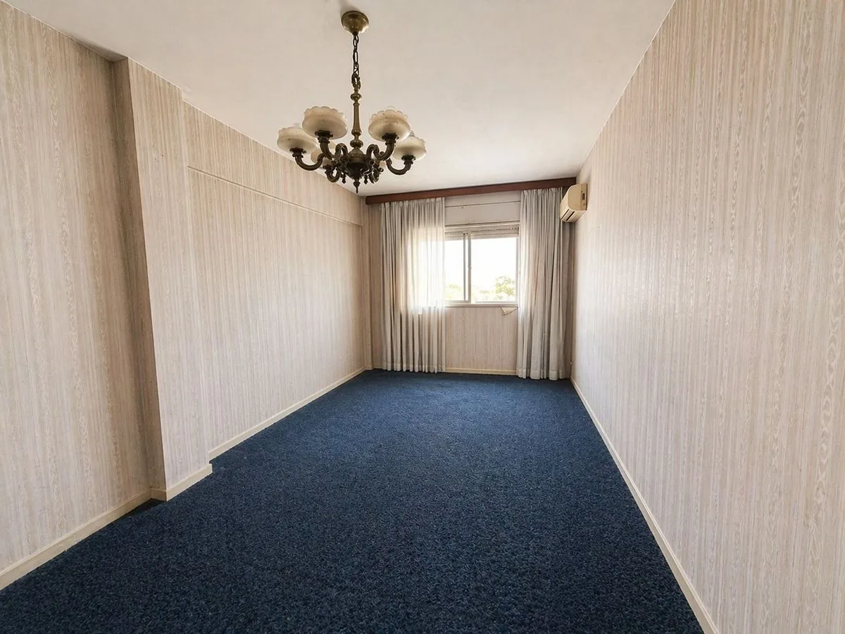 Venta Depto de 4 amb excelente ubicación Liniers foto 2