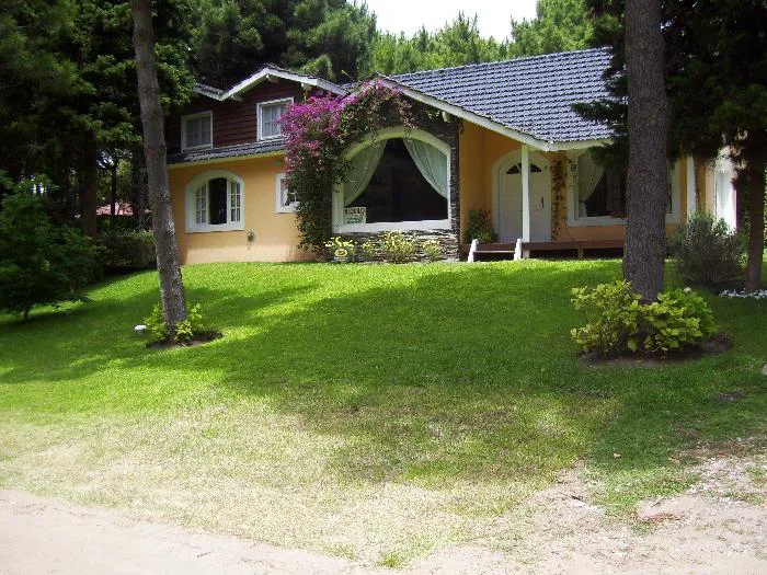 3-bedroom house in Pinamar