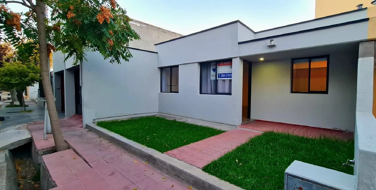 VENTA CASA CÉNTRICA, APTA CREDITO, SAN RAFAEL-MZA foto 3