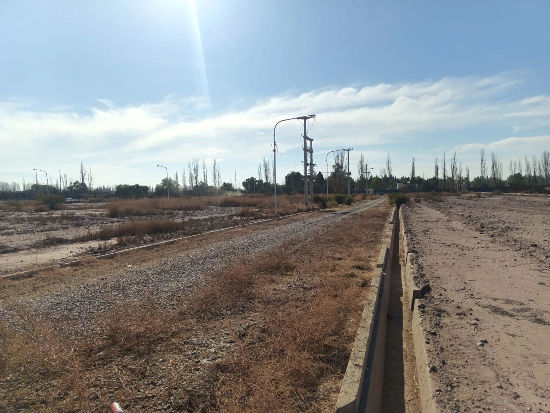 VENTA LOTE 500 m2 BARRIO LA ARBEQUINA LUNLUNTA foto 2