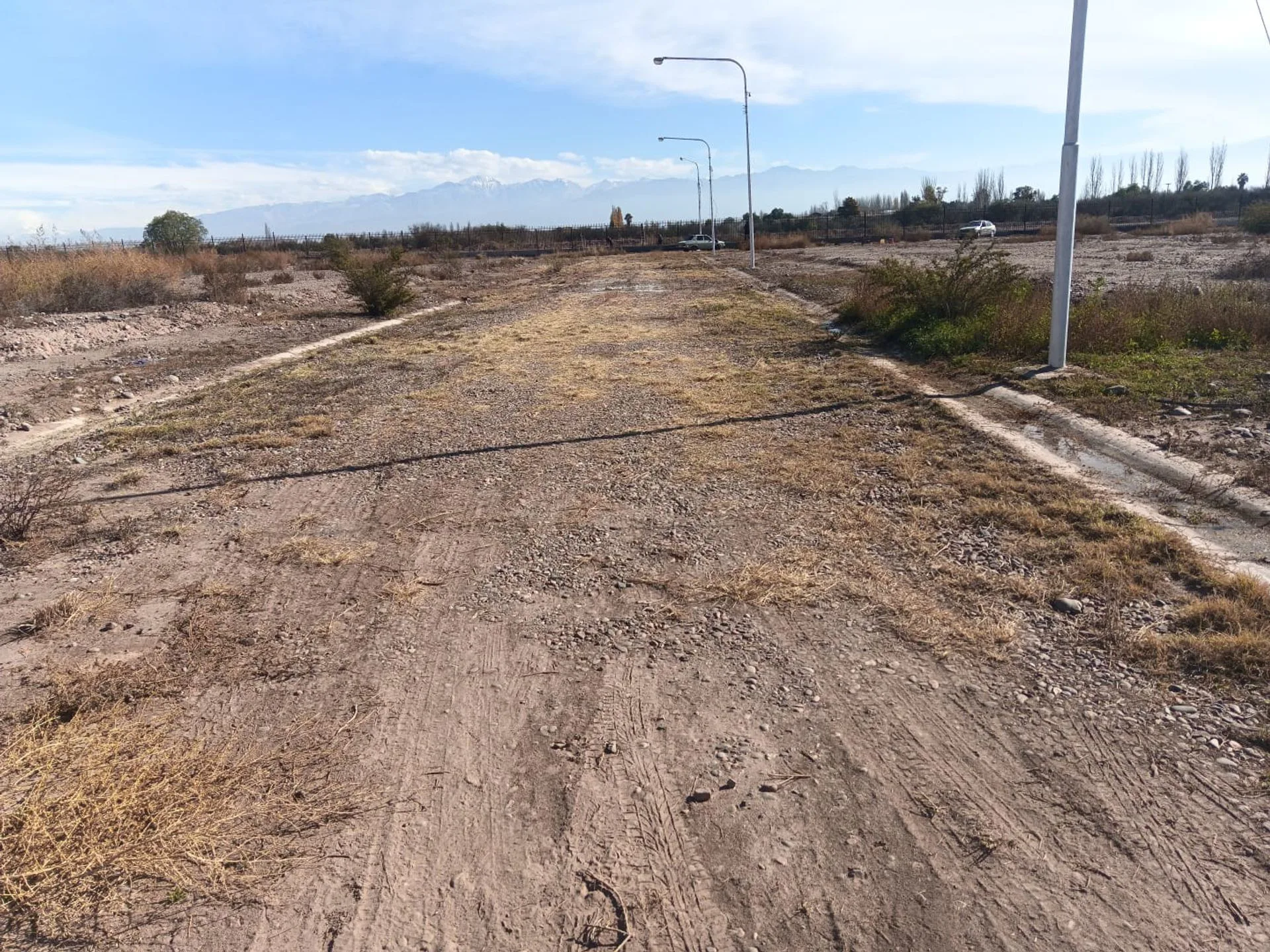 VENTA LOTE 500 m2 BARRIO LA ARBEQUINA LUNLUNTA foto 3