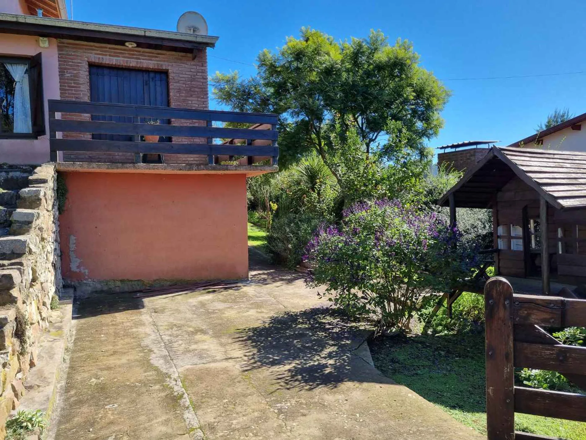 VENTA CASA 4 AMBIENTES SIERRA DE LOS PADRES foto 3