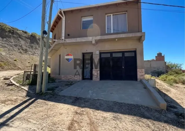 CASA MAS DEPARTAMENTO-QUINCHO/GARAJE