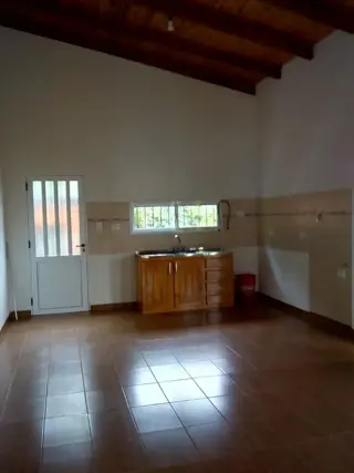GUIDEK STASIUK PROPIEDADES ALQUILA CASA DE DOS DORMITORIOS foto 5