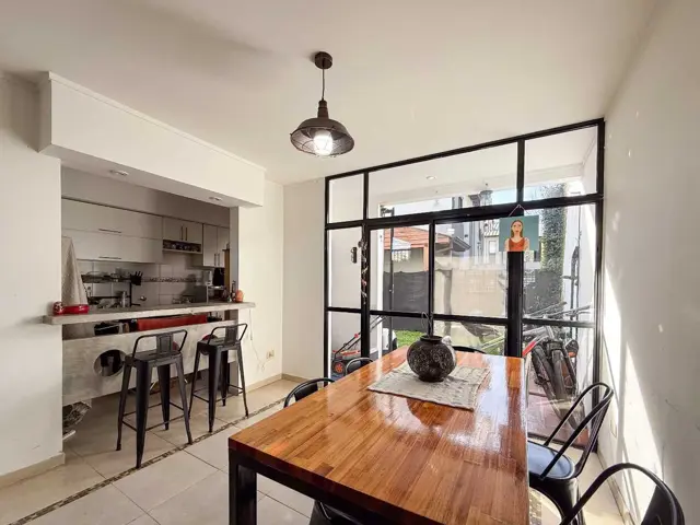 Duplex en Venta en City Bell, APTO CRED.