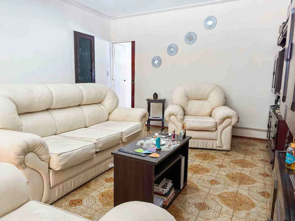VENTA CASA 5 AMBIENTES EN RAMOS MEJIA foto 4