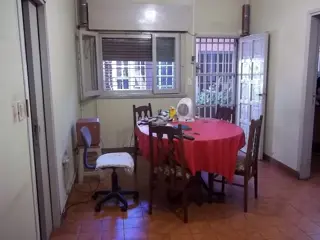 Casa PH 3 ambientes Lomas del Mirador foto 1
