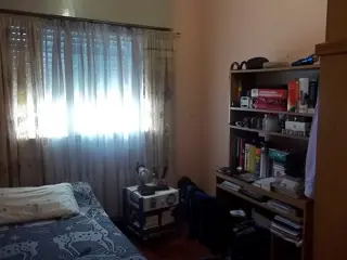 Casa PH 3 ambientes Lomas del Mirador foto 3