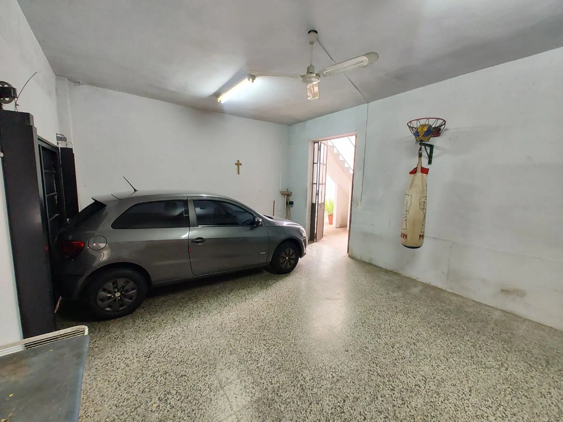 Venta casa 5 amb. Mataderos, cochera y terraza. foto 4