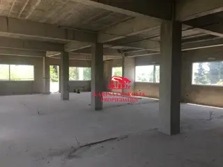EXCELENTES OFICINAS EN ALQUILER .KM 45 RAMAL PILAR foto 5