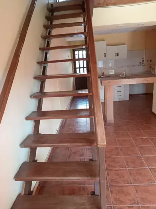 DUPLEX DE 2 AMB. Y MEDIO AMBIENTES CON COCHERA EN CASTELAR foto 3