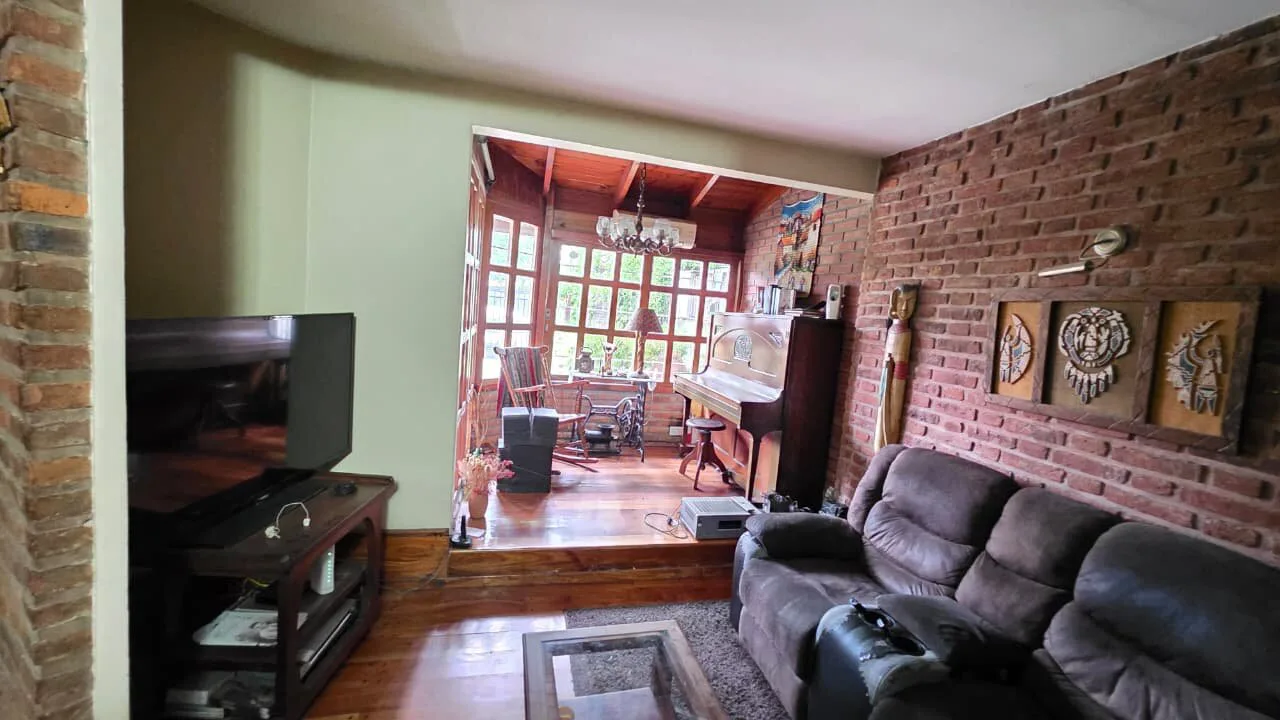 CASA APTA CREDITO CON PILETA EN ITUZAINGÓ NORTE foto 3