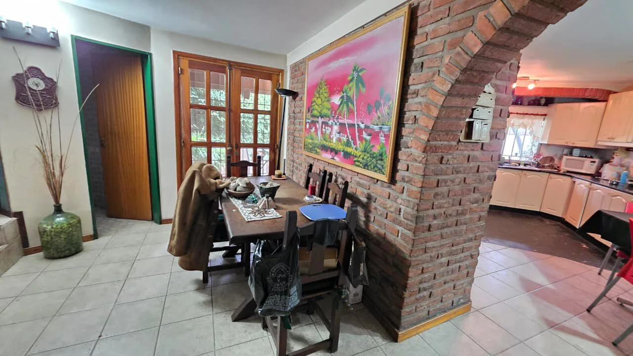 CASA APTA CREDITO CON PILETA EN ITUZAINGÓ NORTE foto 4
