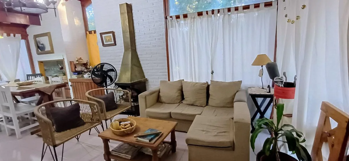 CHALET  VENTA PINAMAR ZONA B5 4 AMBIENTES COCHERA foto 2
