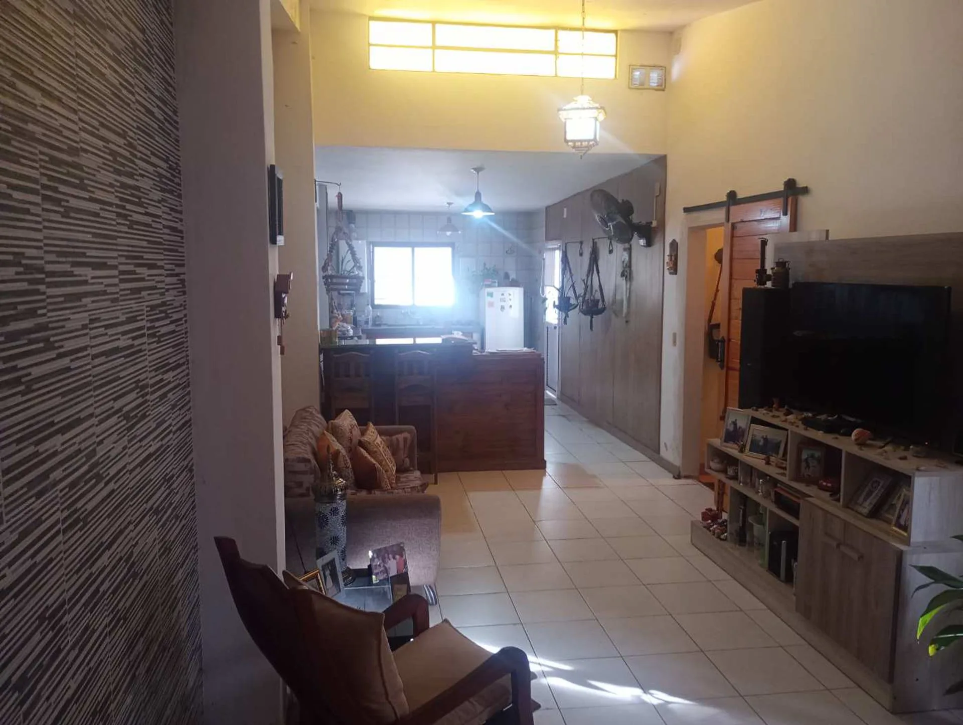 Casa de 3 dormitorios en zona 5 esquinas, Paraná foto 3