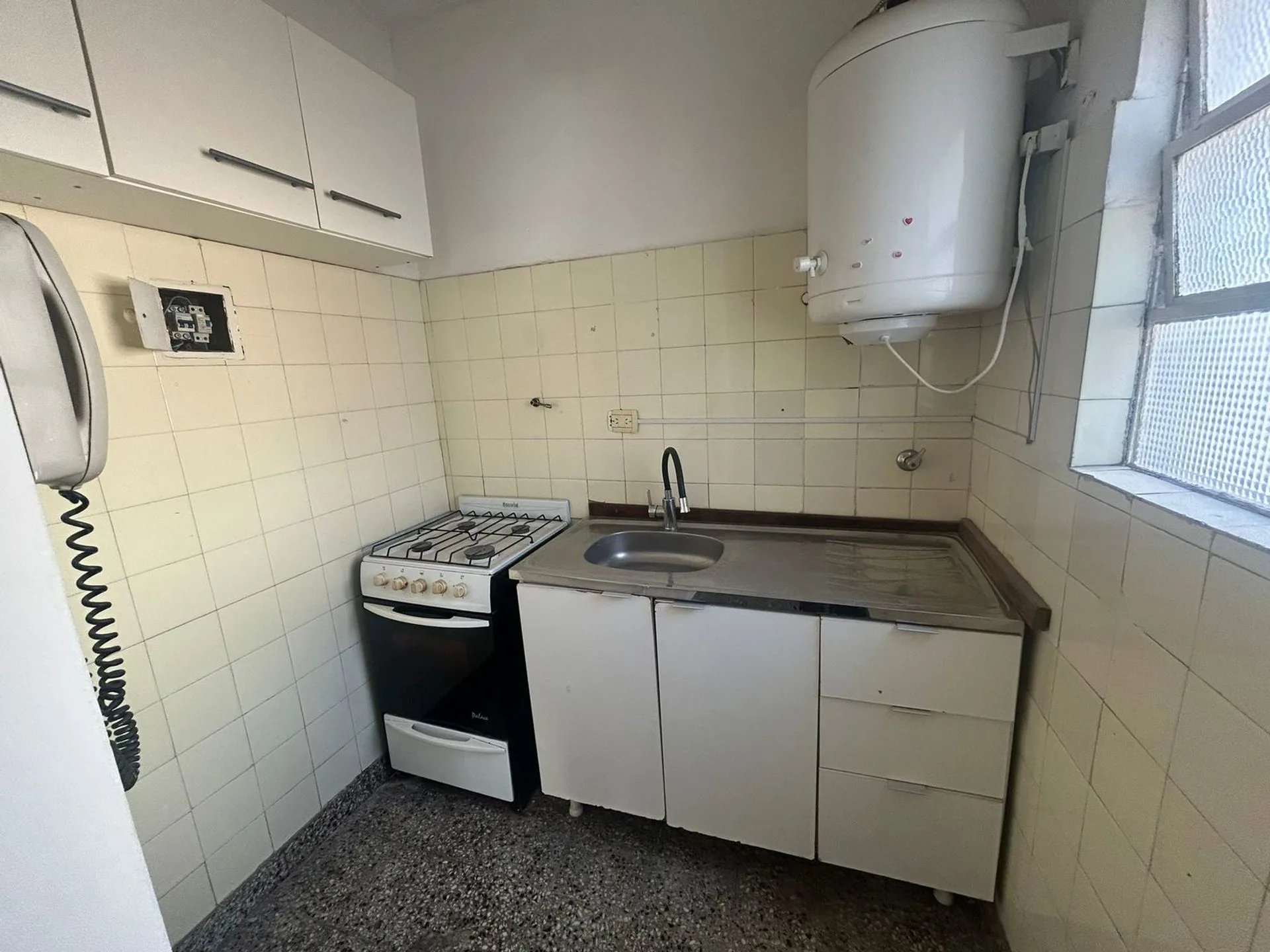 Venta departamento 3 ambientes Ramos Mejía centro foto 2