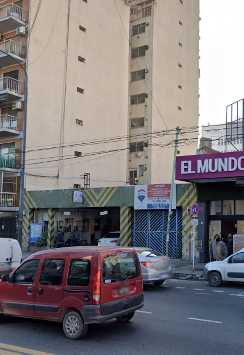 Venta Local, estacionamiento, galería, Flores foto 5