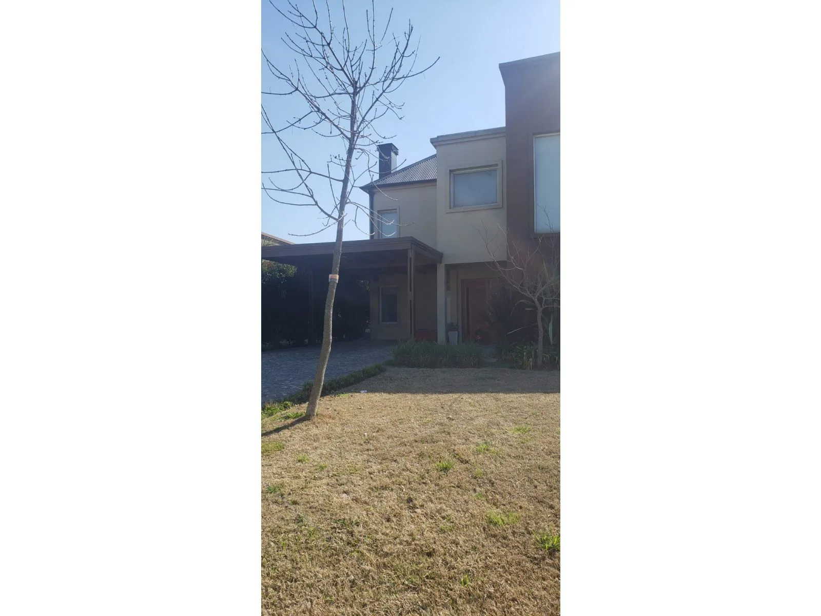 CASA VTA 6 AMB PARQ/PILETA Barrio San Alfonso foto 5