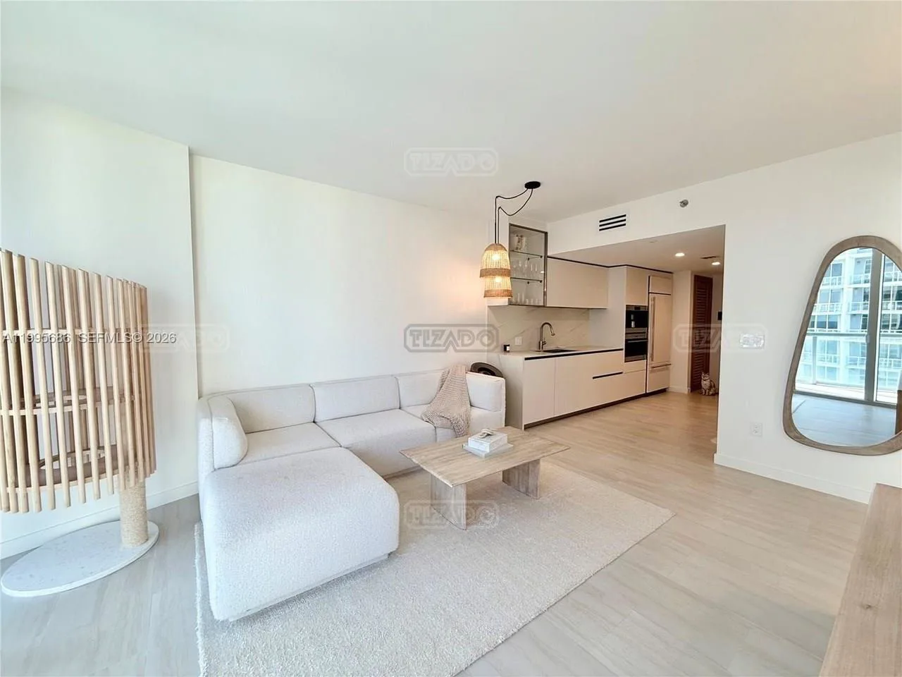 495 Brickell Ave 400 foto 2