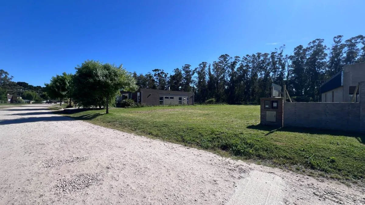 VENTA LOTE 829 M2 EN BARRIO HARAS DEL MAR foto 2