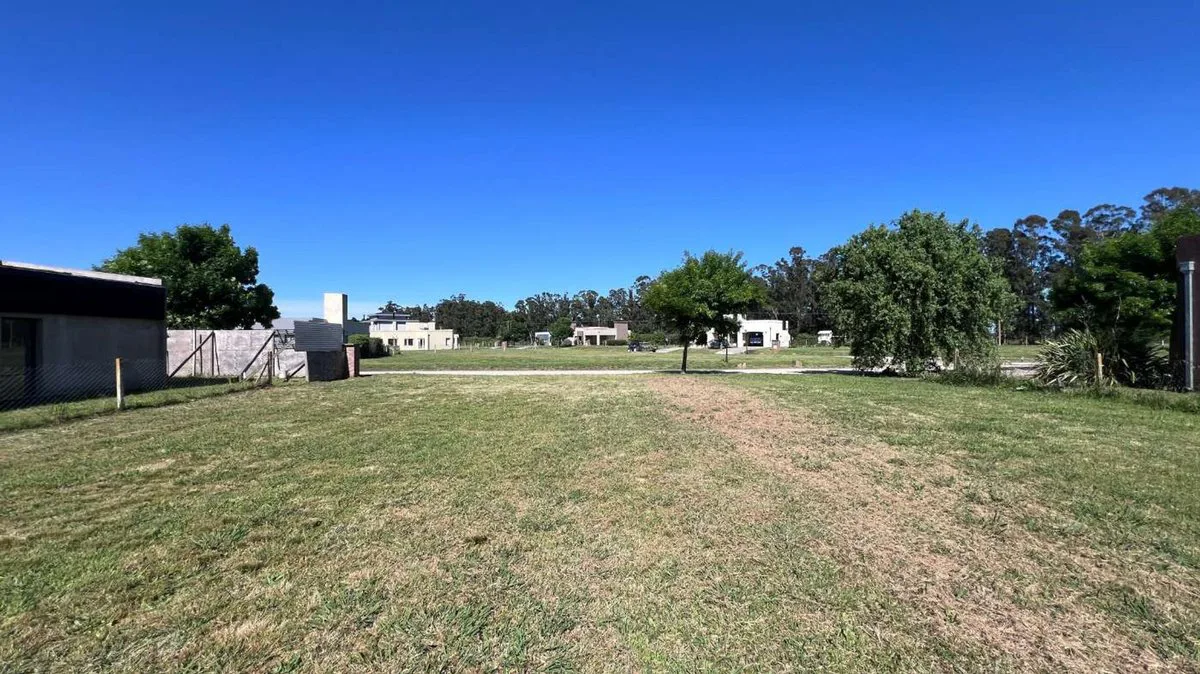 VENTA LOTE 829 M2 EN BARRIO HARAS DEL MAR foto 3