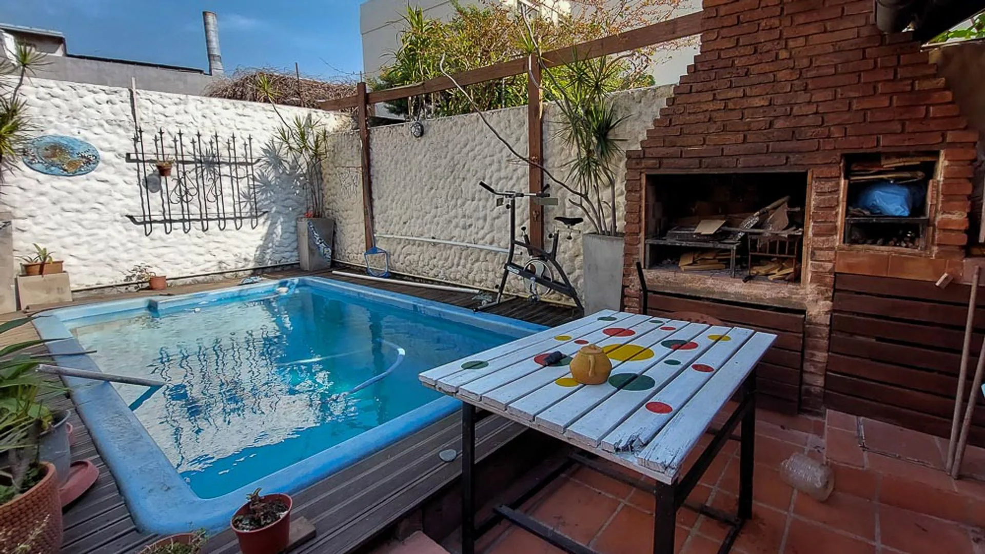 VENTA CASA OLIVOS PILETA JARDIN COCHERA foto 2