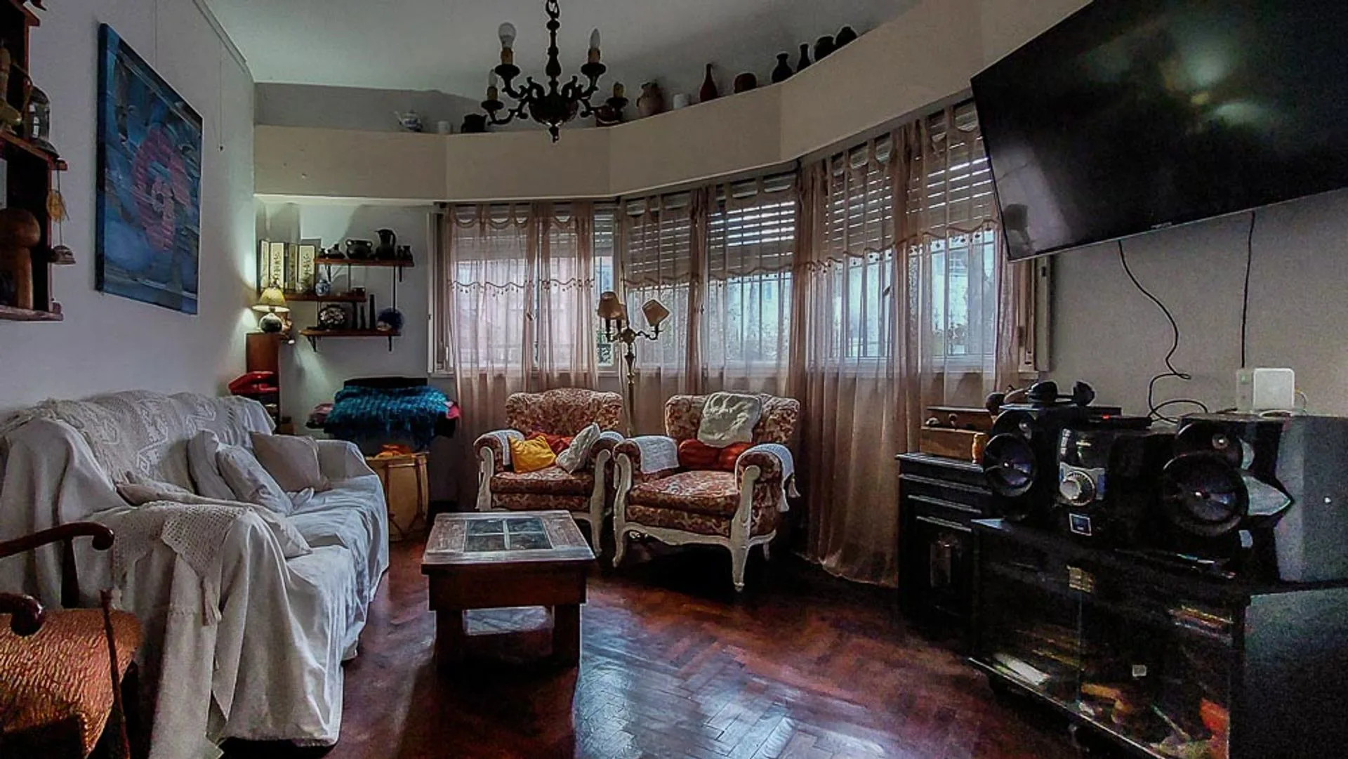 VENTA CASA OLIVOS PILETA JARDIN COCHERA foto 4